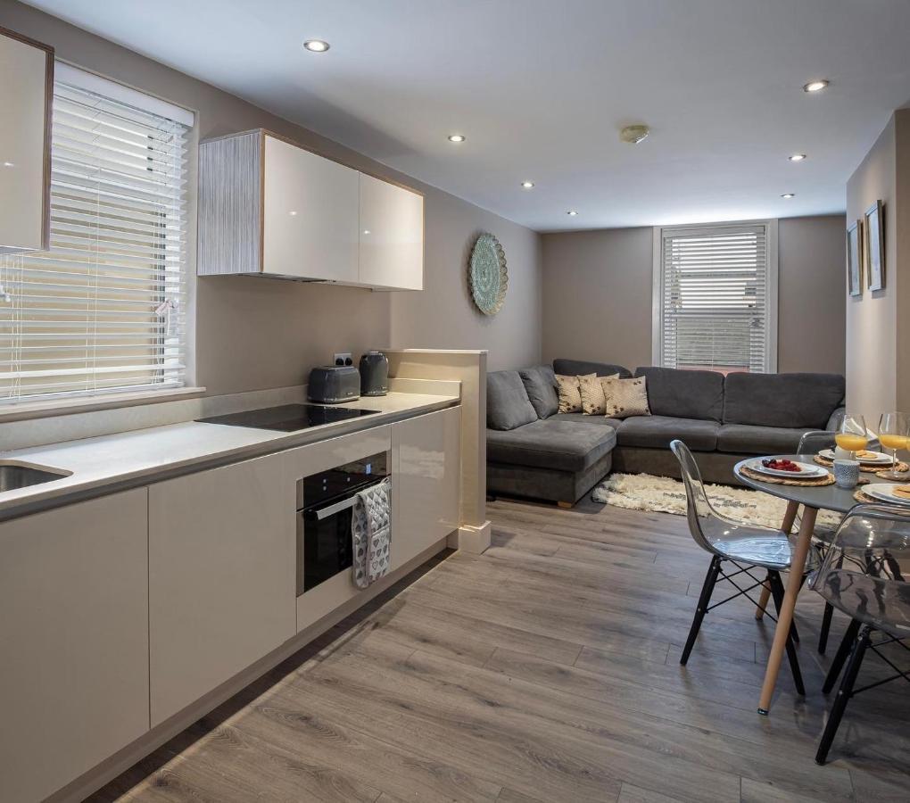 Coral Boutique Apartment 2 Blackpool Bagian luar foto
