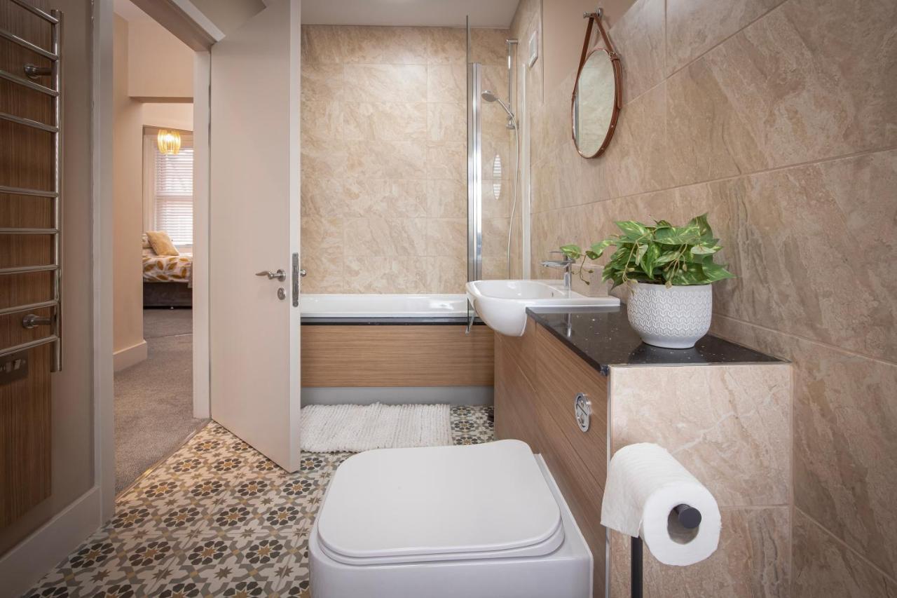Coral Boutique Apartment 2 Blackpool Bagian luar foto